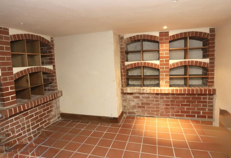 5 Bedroom Property for Sale in Clarens Free State